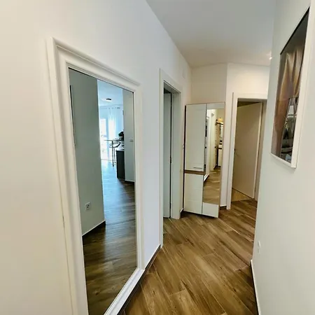 Apartment Brajdine 2 - As1 Veliki *