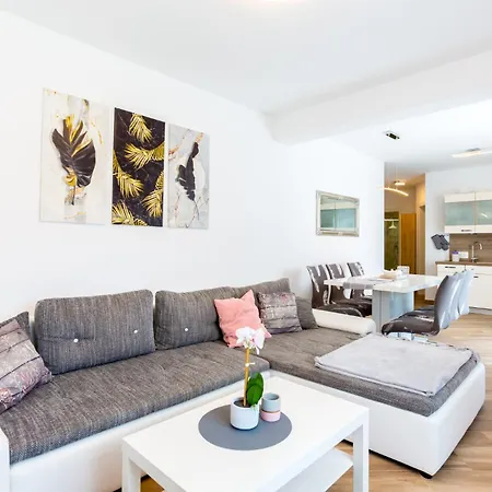 Apartment Brajdine 2 - As1 Veliki