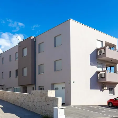 Brajdine 2 - As1 Veliki Apartmán *